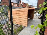 Fietsenschuur Douglas zwart gecoat | Model 2 | montage op locatie | 220cm breed x 200cm diep-3